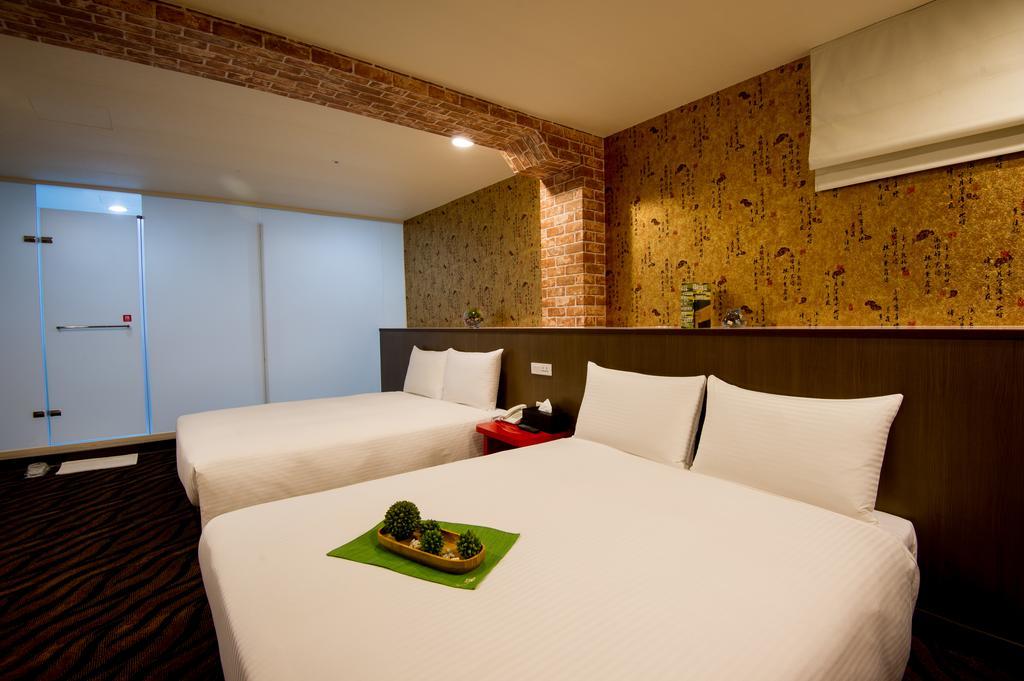 Hotel 6 - ZhongHua Tajpej Buitenkant foto