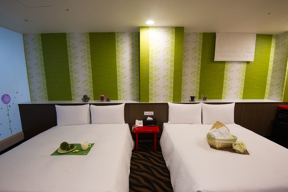 Hotel 6 - ZhongHua Tajpej Buitenkant foto