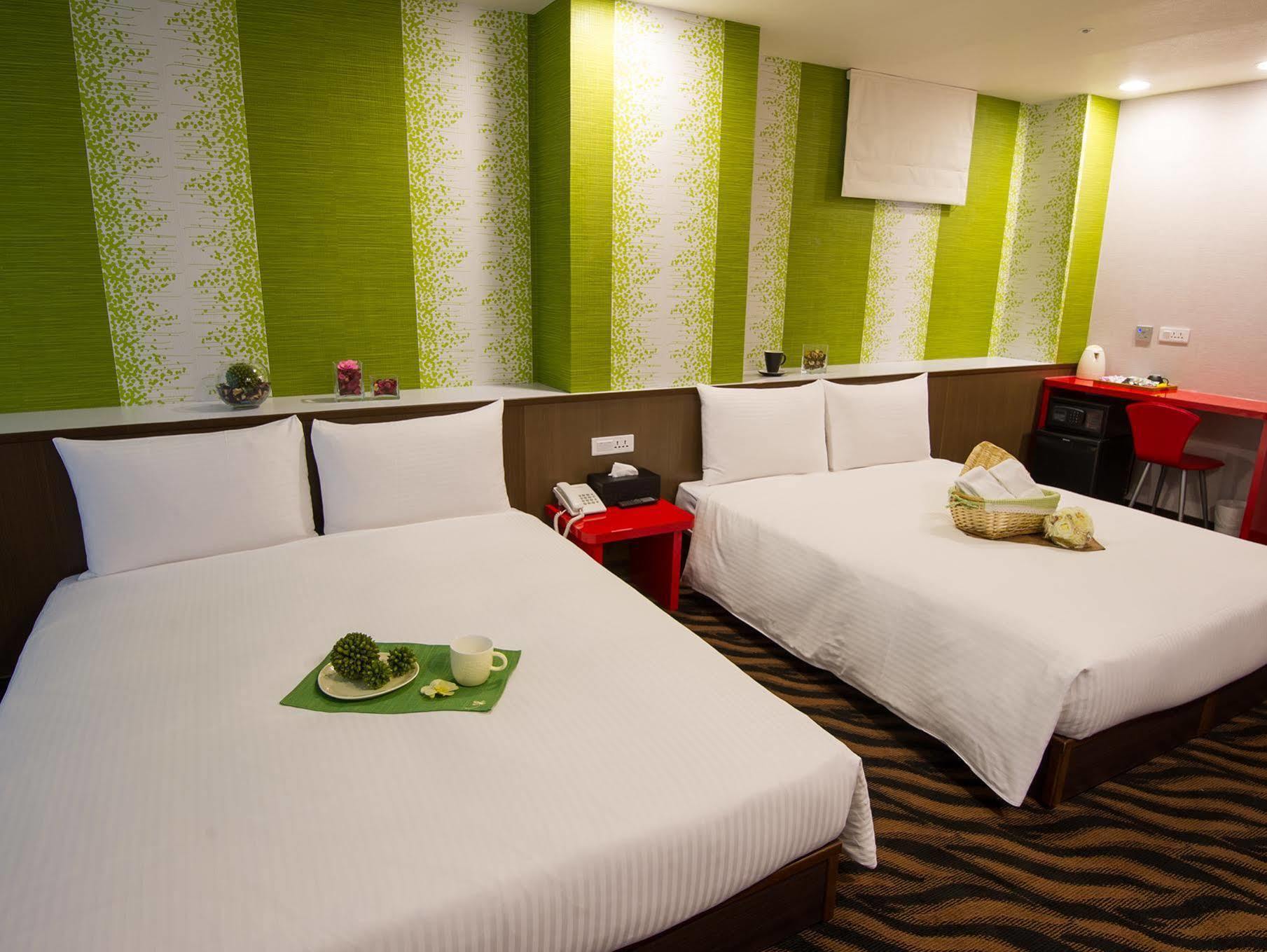Hotel 6 - ZhongHua Tajpej Buitenkant foto